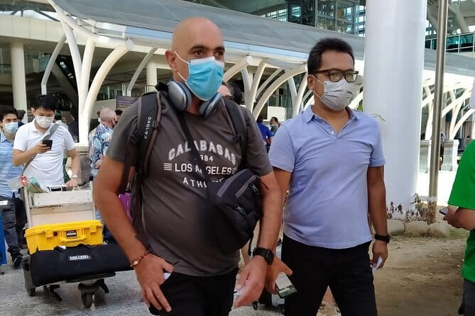 Airport Transfer Check in OR Check out Seminyak Area - Why the $14 Group Price Can Be Good Value