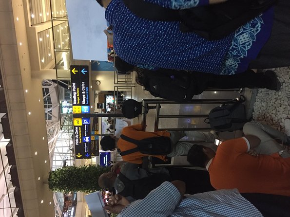 Airport transfer to seminyak/ kuta - Kadek’s friendly service and useful contact