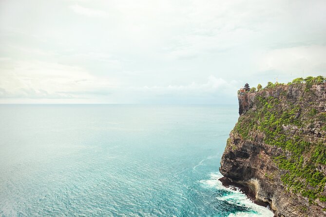 All Inclusive Private Uluwatu Tour with Kecak Dance and Dinner - Jimbaran Bay seafood after dark