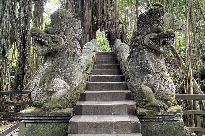 All Inclusive Ubud Cultural and Natural Highlights Tour - Lunch with a view before the temple visit