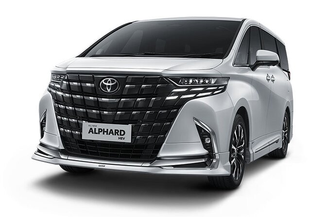 Alphard Luxury Airport Transfer Bali - The Toyota Alphard ride to your hotel