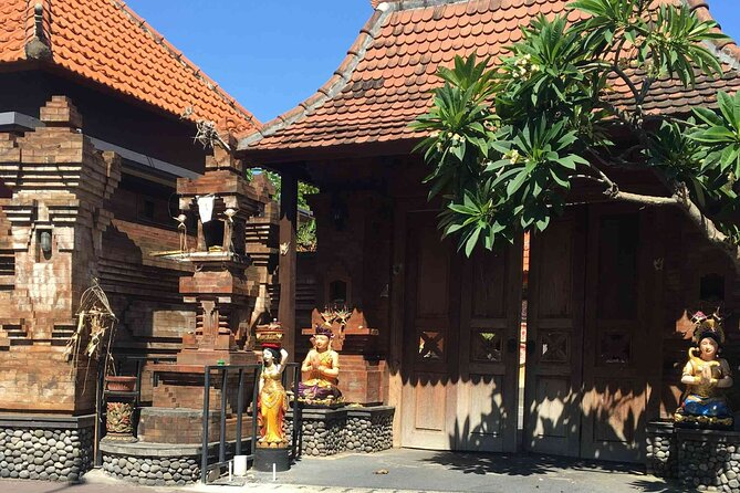 Backlanes and Hidden Sites: A Self-Guided Audio Tour in Seminyak - Starting at Grandmas Plus Hotel