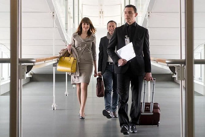 Bali Airport Immigration Fast Track Service - Baggage, gates, desks, and lounges