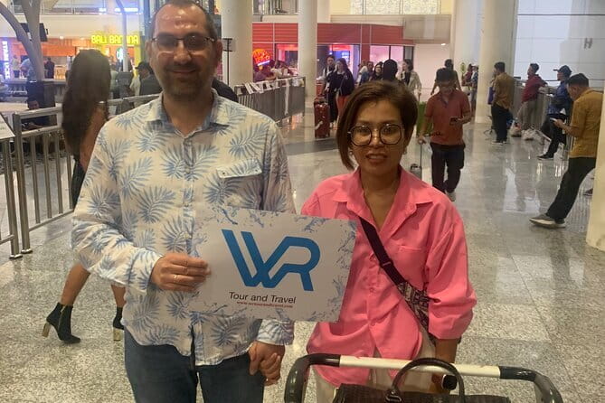Bali Airport Transfer : Private Transfer - What the arrival pickup looks like