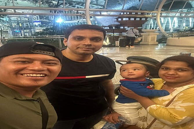 Bali Airport Transfer Shuttle Service - Why a private ride can beat an inexpensive shared option