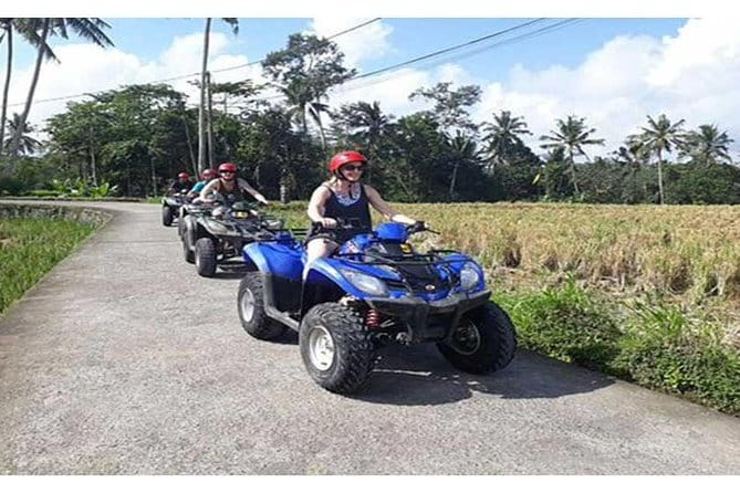 Bali ATV Quad Bike Ubud Swing & Monkey Forest All Inclusive - The guide and how the private format helps