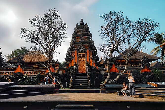 Bali ATV Ride And Ubud Tour Packages : Best Quad Bike Trip - Ubud Palace in a compact 30 minutes