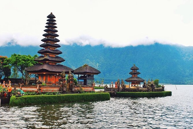 Bali: Bedugul Lake Temple, Banyumala Waterfall, UNESCO Rice Field - Banyumala Waterfall rewards the walk