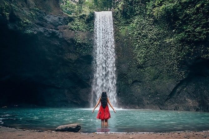 Bali: Best Eastern Waterfalls with Private Bali Tours - What the private car and guide really add