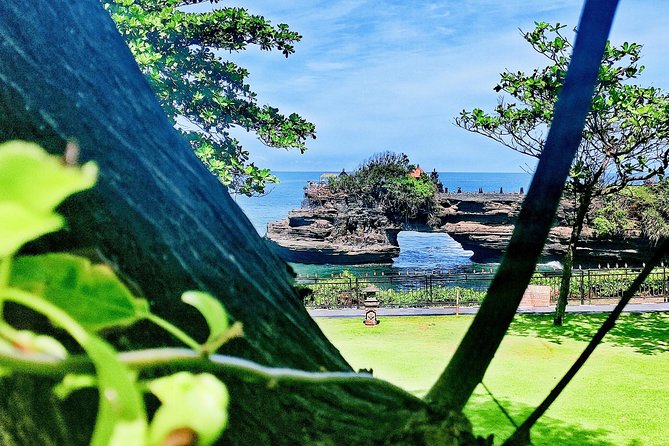 Bali Culture and Choose Your Bali Tour Route in Bali with Bali driver-Free WIFI - Southern Bali: beaches, cliffs, and Uluwatu at sunset
