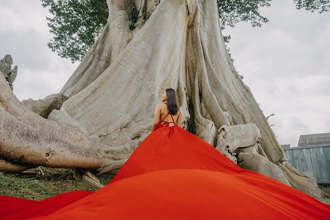 Bali Flying Dress VIP Ubud Photoshoot (Private with Professional Photographer) - The 700-year-old banyan tree changes the mood