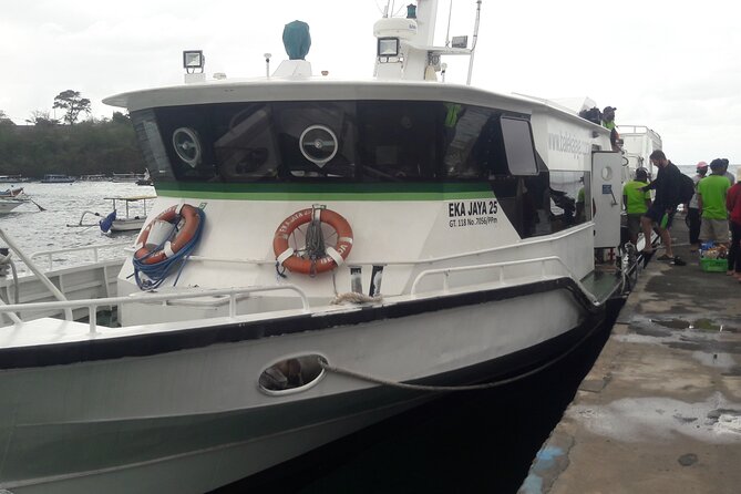 Bali Gili Island Fast Boat Ticket All Inclusive - Reaching Padangbai and handling the port
