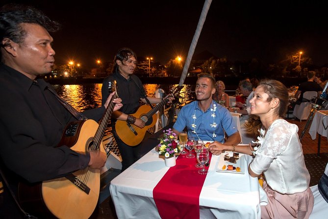 Bali Hai - Romantic Aristocat Evening Dinner Cruise - Key points at a glance