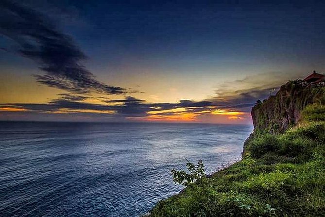 Bali Half Day Tour - Uluwatu Temple Sunset, Kecak Fire Dance, Jimbaran Dinner - Uluwatu Temple and its cliff-top setting