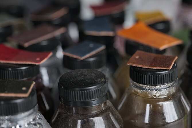 Bali Leather Craft Workshop - 6 hours ( canggu / seminyak) - Smoothing the edges and adding the finish