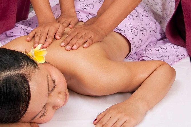 Bali Luxury Spa 2 Hour massage & Flower bath - Body Scrub and Yogurt Moisturizer