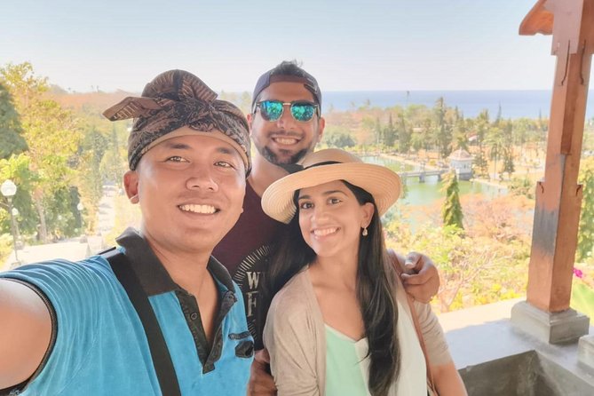 Bali Private Car Charter with English Speaking Driver Or Guide - Rice terraces and the photo-stop advantage