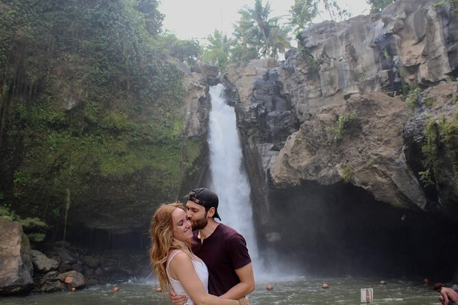 Bali Private Full Day Tour to Visit the Best Waterfalls and Swing near Ubud - What the $77 group price really buys