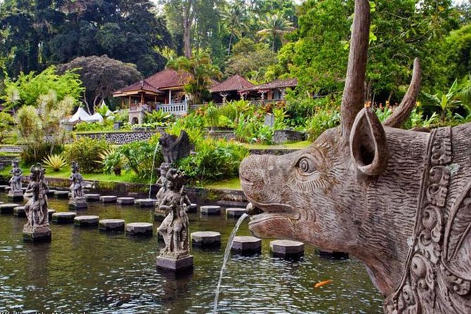 Bali Royal palaces (observe tour) - Private transport, timing, and the pace of the day