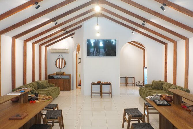 Bali Seminyak Silver Class Activity and Take Your Own Creation - Choosing an idea before touching the silver