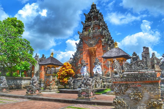 Bali Shore Excursions Cruise Dock In Bali - Batik and handwoven cloth at Sari Amerta