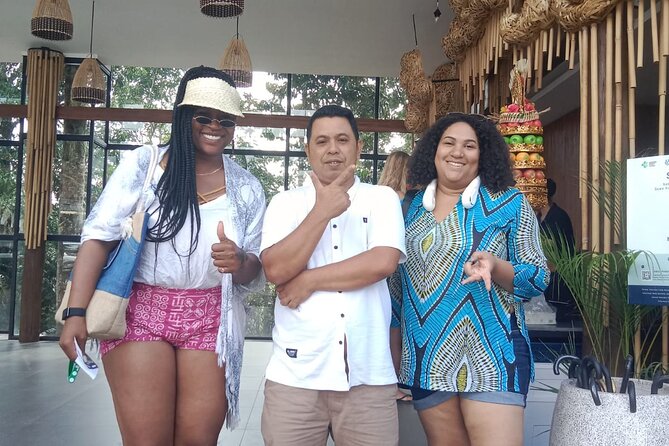 Bali Swing Hot Spring And Waterfall Private Guided Tour - Reading the rice terraces at Tegalalang
