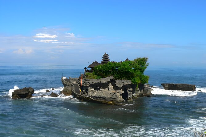 Bali Tour-Packages 2 Days: Best Bali Short Trip - Day one: waterfalls, holy springs, and Ubud
