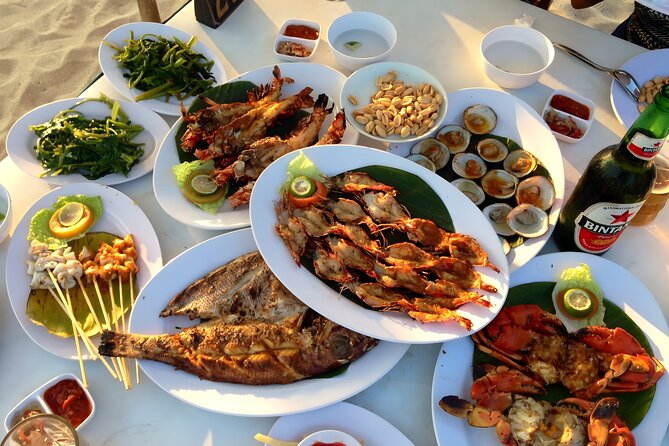Bali Water Sports and Uluwatu Tour Packages - The Kecak and Fire Dance at Uluwatu