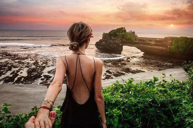 Balinese Cooking Class & Tanah Lot Temple Visit - Private & All-Inclusive - The drive from the kitchen to Tanah Lot