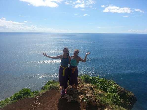 Best of Bali Tanah Lot & Uluwatu Temple Tour Package - The guide can shape the whole experience