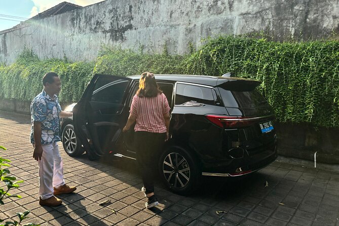 Eco Friendly Premium Electric Vehicle Airport Transfers - The route to Seminyak, Kuta, and Legian