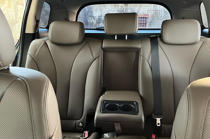 Eco Friendly Premium Electric Vehicle Airport Transfers - Is $6.78 good value?