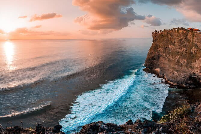 Full Day All Inclusive Tanah Lot and Uluwatu Sunset Tour - Private drivers and the value of the human guide