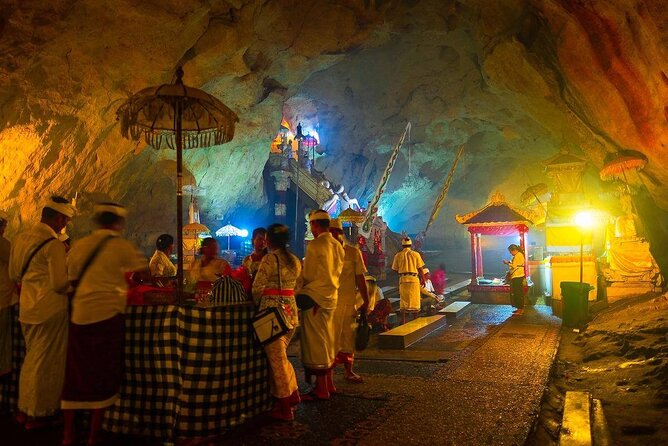Full Day Private Tour to Nusa Penida Underground Temple from Bali - The Thousand Islands Viewpoint puts the beaches in context