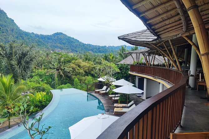 Gate of Heaven Tour - Tirta Gangga’s royal pools and stone gardens