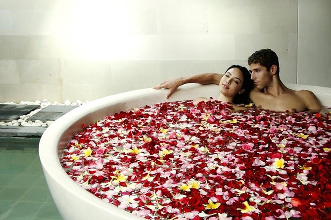 Half Day Tours: Bali 2 Hours MASSAGE & SPA - ROMANTIC SUNSET Dinner at JIMBARAN - Why this spa and sunset combination works
