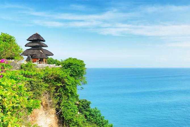 Halfday Tour:Uluwatu Temple,Kecak Dance and Dinner Jimbaran Beach with Transport - A sunset route built around Uluwatu’s cliffs