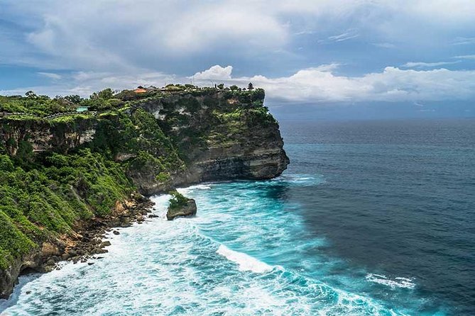 Halfday Tour:Uluwatu Temple,Kecak Dance and Dinner Jimbaran Beach with Transport - Who will get the most from this outing?