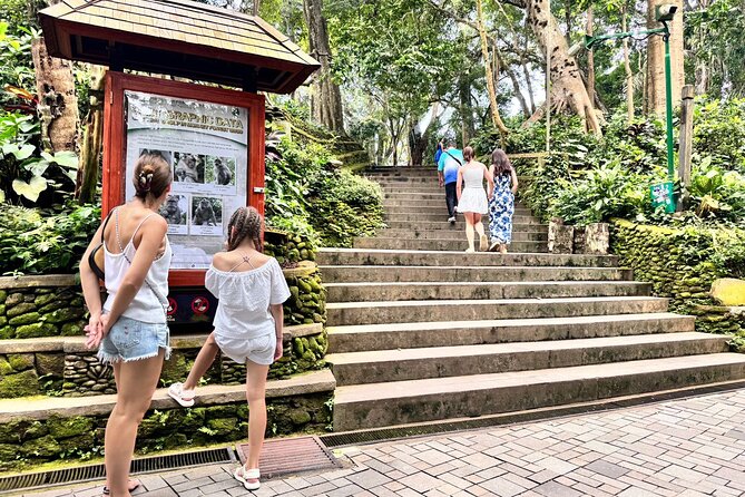 Hidden Ubud: Waterfalls & Sacred Temples - Lunch at D Alas Warung