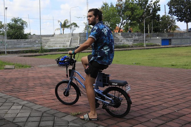 Kuta Seminyak Scooter Lessons - Stage One: Building Control on a Powered Bicycle