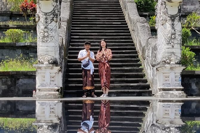 Lempuyang Temple Entrance Ticket All Inclusive - What the driver-guide adds