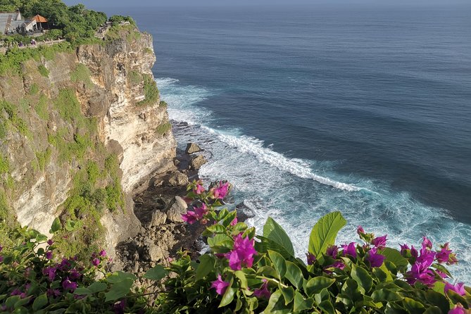 Melasti Beach, Padangpadang Beach, Uluwatu Sunset Kecak and Jimbaran Dinner - Padang Padang Beach and its compact surf setting