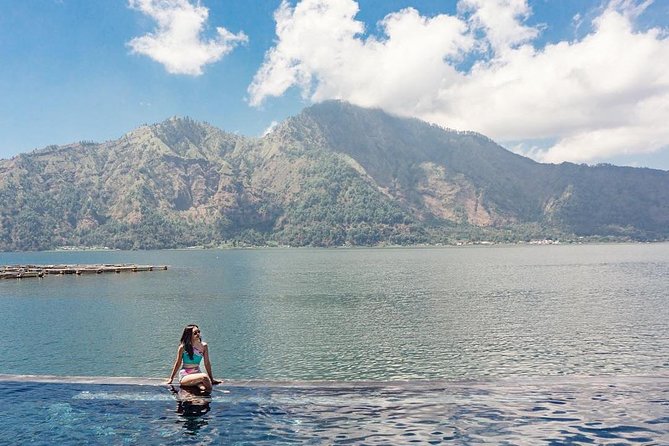 Mount Batur Sunrise Hike & Hot Spring (Private & All-Inclusive) - Reaching the summit before sunrise
