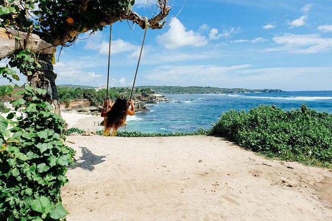 Nusa Lembongan Instagram Tour: The Most Famous Spots (Private & All-Inclusive) - A quiet hour at Mangrove Point