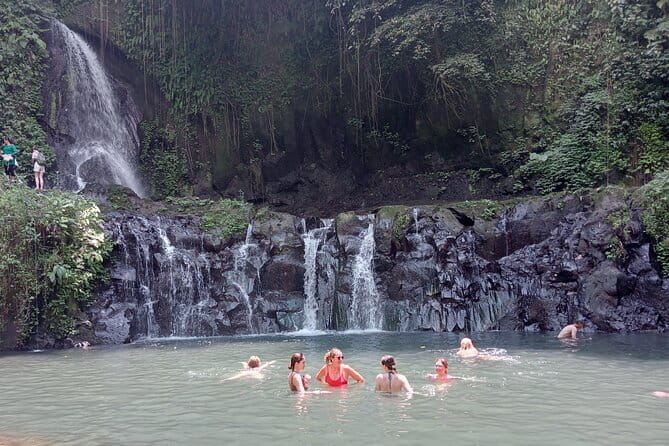 Nusa Penida 2Day 1Night With Accomodation - Crystal Bay for sand, water, and possible snorkeling