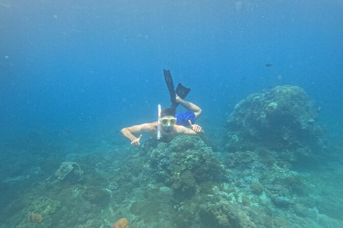 Nusa-Penida customize Tour - All inclusive - Crystal Bay and the limits of a beach stop