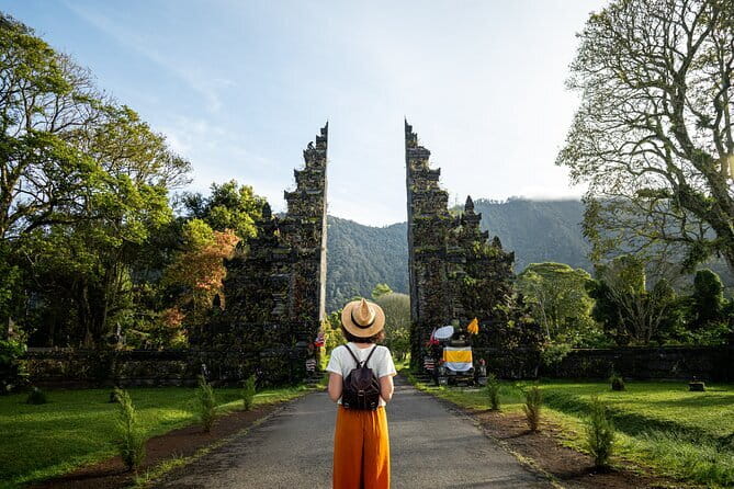 One Day Jatiluwih UNESCO, Ulun Danu Beratan, Banyumala Waterfall - What the private car adds