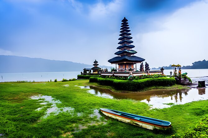 Private Full-Day Tour: Ulun Danu Beratan Temple, Jatiluwih and Tanah Lot Temple - Jatiluwih shows Bali’s farming country