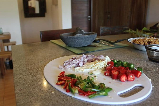 Private Javanese Cooking Class with Dotty in Tumbak Bayuh, Canggu - A home kitchen in rural Tumbak Bayuh
