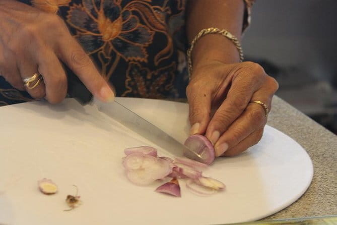 Private Javanese Cooking Class with Dotty in Tumbak Bayuh, Canggu - What you actually do during the three hours
